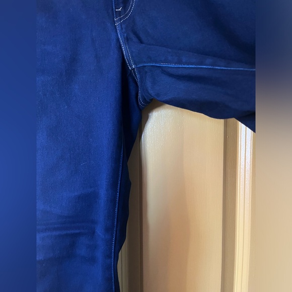Levi Curvy 529 Skinny Leg Dark Blue - Picture 9 of 9